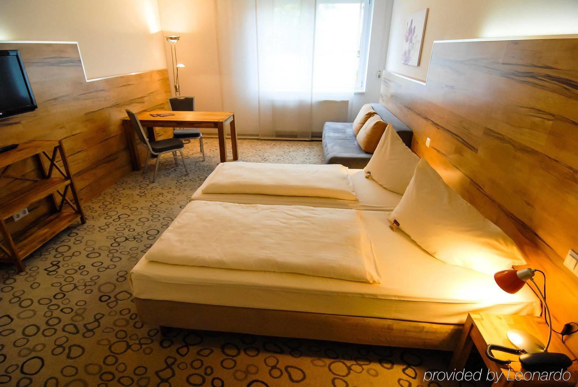 Petul Apart Hotel Am Ruhrbogen Бохум Экстерьер фото